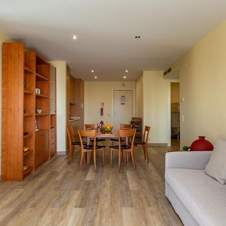 Divine Marina Apartment W/ Pool & Garden By Lovelystay Куартейра Екстер'єр фото